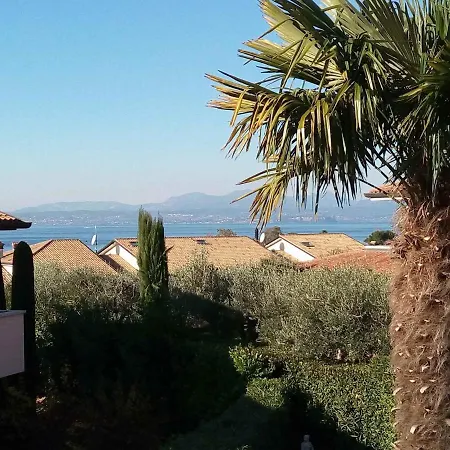 In Lazise/gardasee 21989 *