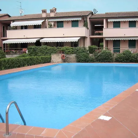 In Lazise/gardasee 21989 *